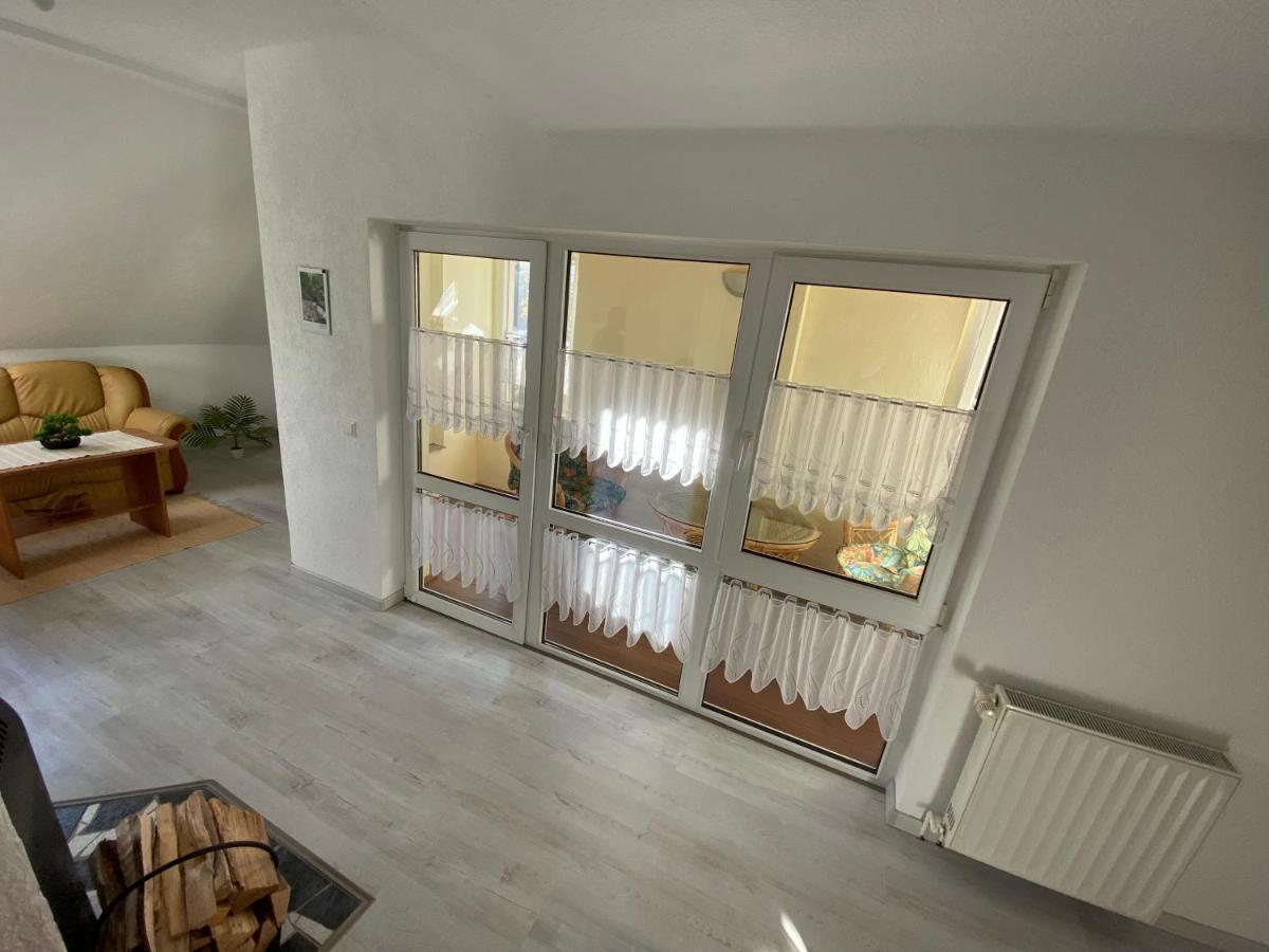 Waldblickwohnung Mit Schoener Terrasse Und Kamin 赛博尼茨 外观 照片