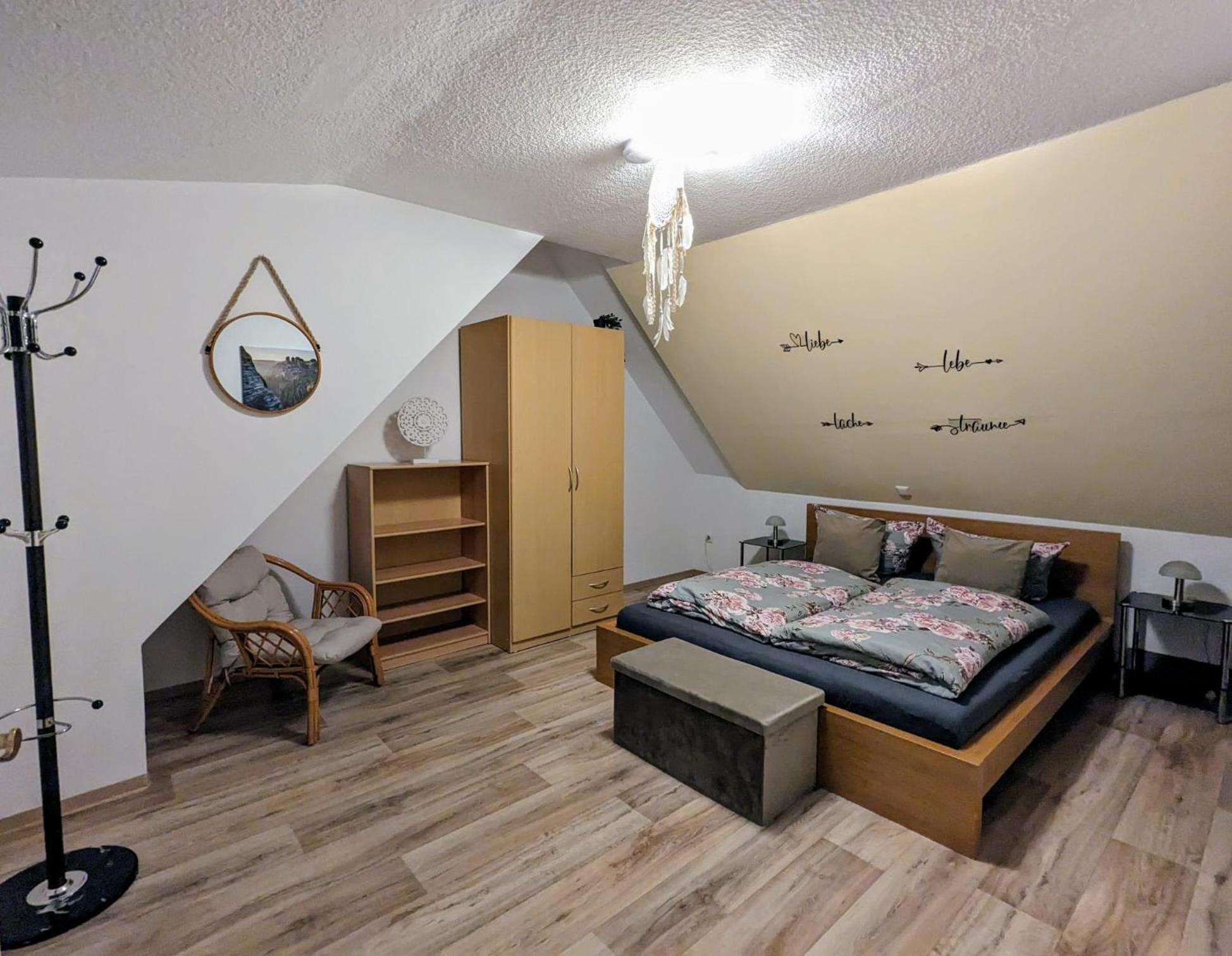 Waldblickwohnung Mit Schoener Terrasse Und Kamin 赛博尼茨 外观 照片